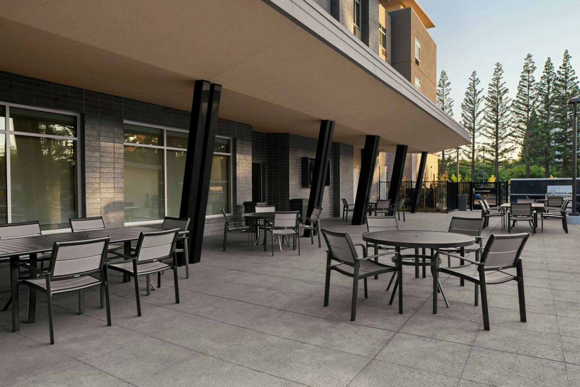 Towneplace Suites By Marriott Sacramento Rancho Cordova Exterior photo